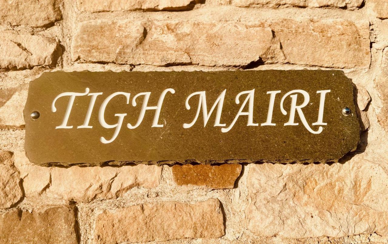 Tigh Mairi At Mary'S Thatched Cottages Elgol Eksteriør billede